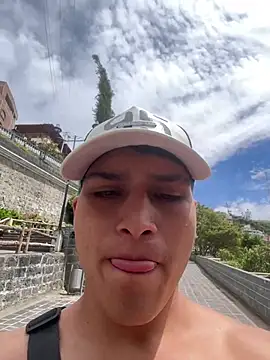 MaxxxSteil online show from 02-04-26, 04:35