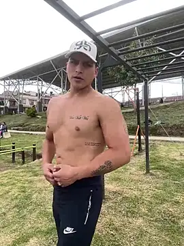 MaxxxSteil online show from 02-05-26, 08:48