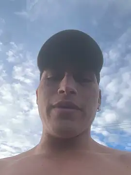 MaxxxSteil online show from 10-10-25, 10:32