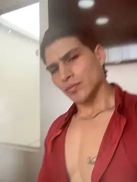 MaxxxSteil online show from 04-08-26, 03:24