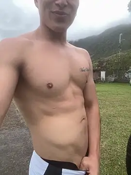 MaxxxSteil online show from 10-12-25, 05:36