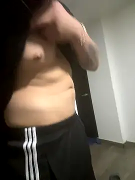 MaxxxSteil online show from 11-04-25, 03:43