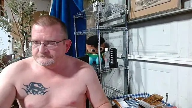 Randomoldguy615 online show from 02-27-25, 01:41