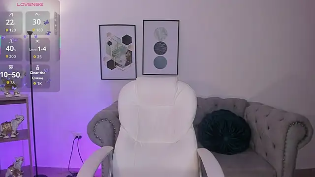 Ivyy Moon  online show from 12-23-25, 04:45