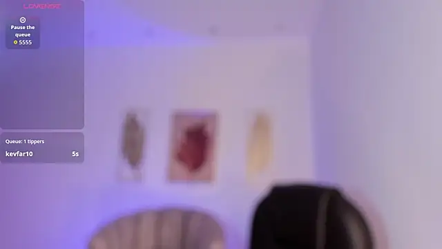 Ivyy Moon  online show from 04-11-26, 07:45