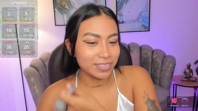 Ivyy Moon  online show from 11-27-25, 12:55