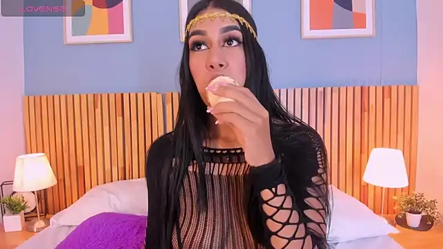 AnnieGibbyns online show from 10-17-25, 08:43