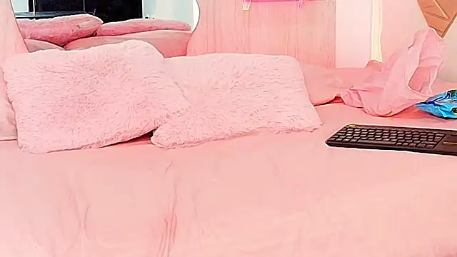 ZaraRousse online show from 12-19-25, 03:32