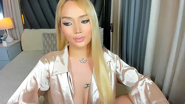 KylieSonique online show from 01-12-26, 05:03