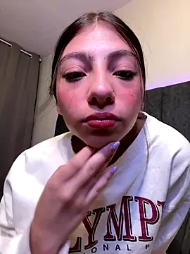 Dirty-Bunnyyy online show from 10-29-25, 06:12