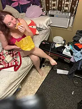 Seductivefoxyxh online show from 03-06-25, 04:17