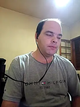 Jovissoares7ye online show from 04-17-26, 02:25