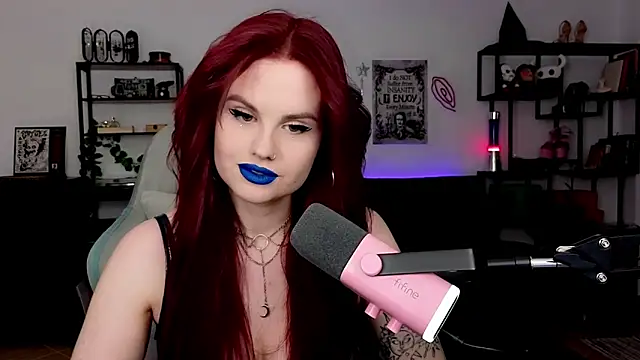 Della Ideal online show from 04-07-26, 06:21