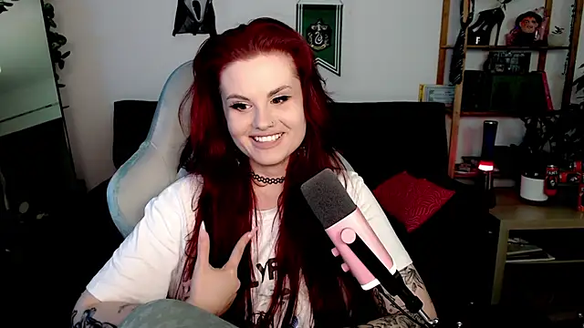 Della Ideal online show from 11-12-25, 05:39