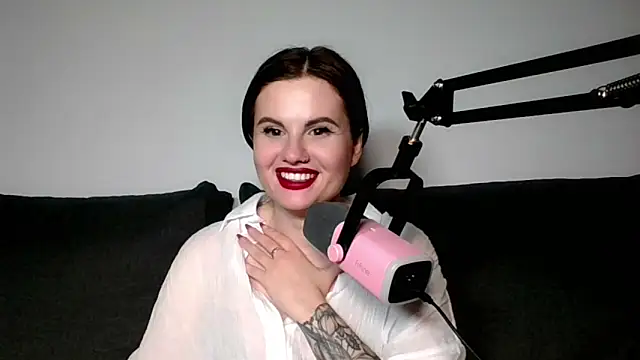 Della Ideal online show from 03-18-25, 07:01