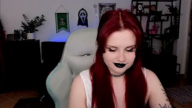 Della Ideal online show from 02-25-26, 06:41