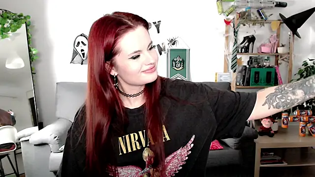 Snapshot of Della_Ideal chatting on 10-28-25, 09:41 Della Ideal online show from 10-28-25, 09:41