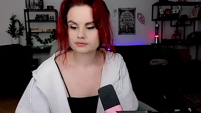 Della Ideal online show from 03-30-26, 06:20