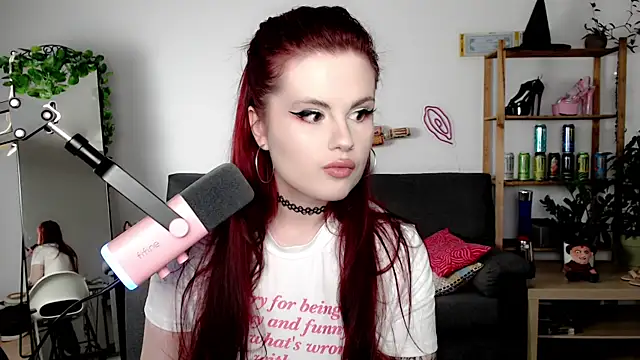 Della Ideal online show from 09-23-25, 05:42