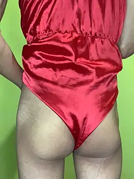 Snapshot of Femboylili chatting on 02-02-26, 01:26 Femboylili online show from 02-02-26, 01:26