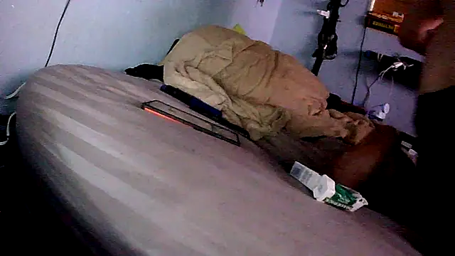 Snapshot of PornStro921 chatting on 02-12-26, 10:42 PornStro921 online show from 02-12-26, 10:42