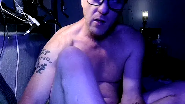 Snapshot of PornStro921 chatting on 11-04-25, 04:55 PornStro921 online show from 11-04-25, 04:55