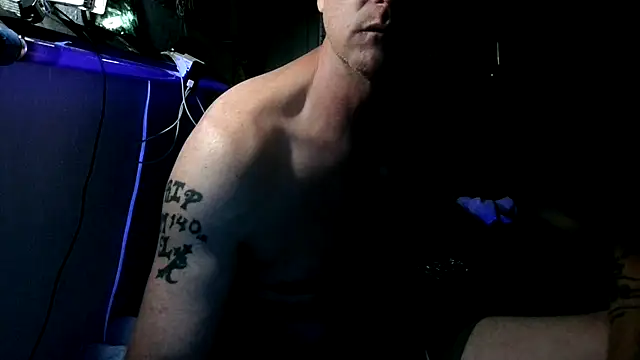 Snapshot of PornStro921 chatting on 10-27-25, 05:08 PornStro921 online show from 10-27-25, 05:08