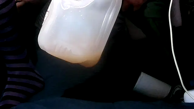 Snapshot of PornStro921 chatting on 12-02-25, 07:04 PornStro921 online show from 12-02-25, 07:04