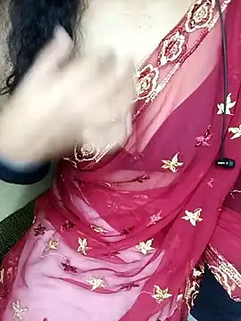 Snapshot of geetha_telugu_kan277 chatting on 03-09-25, 12:00 geetha telugu kan277 online show from 03-09-25, 12:00