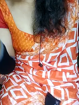 Snapshot of geetha_telugu_kan277 chatting on 03-05-25, 04:56 geetha telugu kan277 online show from 03-05-25, 04:56