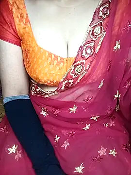 Snapshot of geetha_telugu_kan277 chatting on 09-25-25, 05:19 geetha telugu kan277 online show from 09-25-25, 05:19