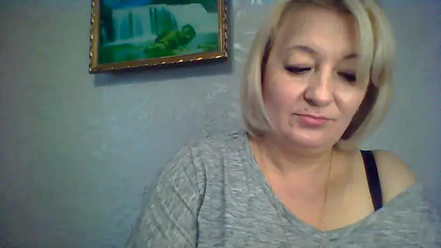 Snapshot of ArielXLoveresss chatting on 10-31-25, 08:22 ArielXLoveresss online show from 10-31-25, 08:22