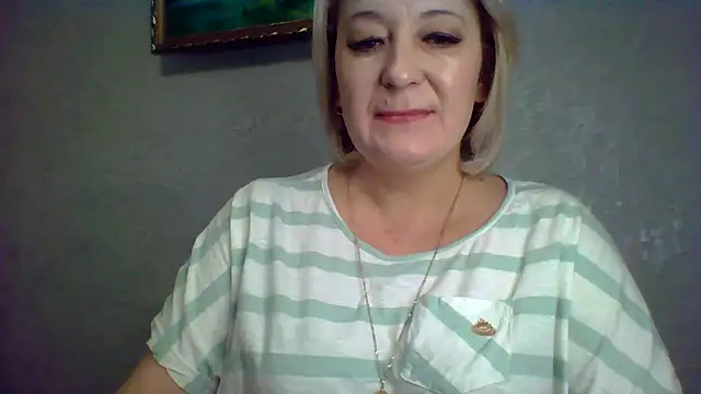 Snapshot of ArielXLoveresss chatting on 11-16-25, 08:30 ArielXLoveresss online show from 11-16-25, 08:30