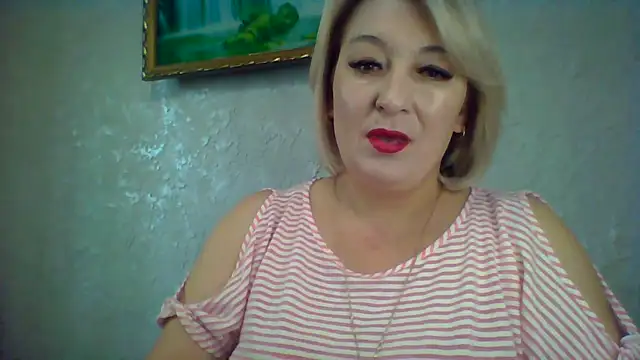 Snapshot of ArielXLoveresss chatting on 11-14-25, 10:30 ArielXLoveresss online show from 11-14-25, 10:30