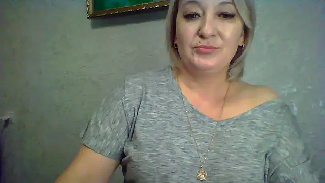 Snapshot of ArielXLoveresss chatting on 11-08-25, 10:24 ArielXLoveresss online show from 11-08-25, 10:24