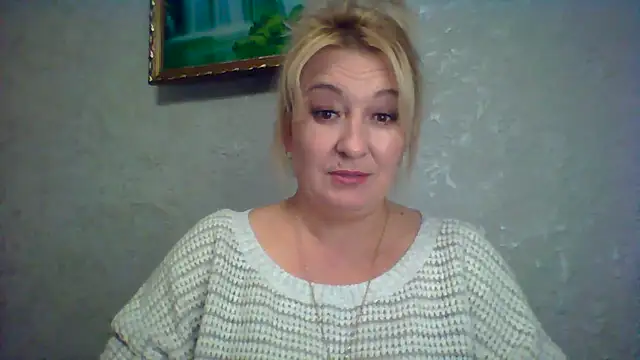 ArielXLoveresss online show from 10-11-25, 06:09