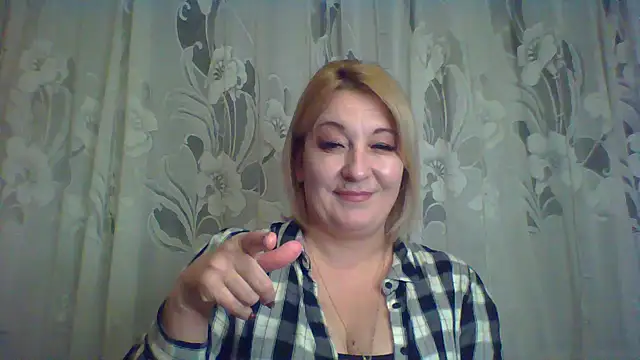 ArielXLoveresss online show from 02-25-25, 04:25