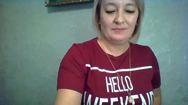 ArielXLoveresss online show from 10-18-25, 07:43