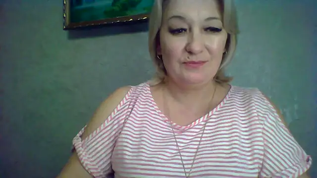 Snapshot of ArielXLoveresss chatting on 11-22-25, 08:29 ArielXLoveresss online show from 11-22-25, 08:29