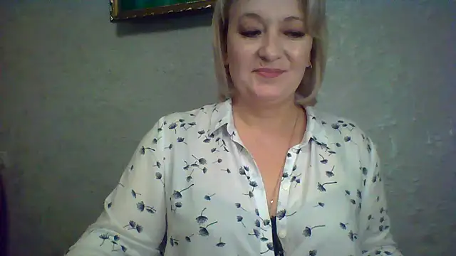 Snapshot of ArielXLoveresss chatting on 11-04-25, 06:17 ArielXLoveresss online show from 11-04-25, 06:17