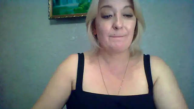 ArielXLoveresss online show from 10-03-25, 10:50