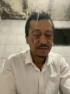 rogerdik76 online show from 03-26-26, 06:00