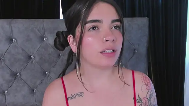 DaphneGlas online show from 11-27-25, 12:49