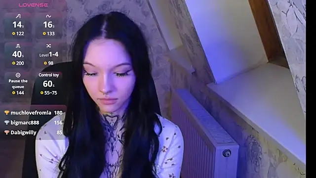 Snapshot of mefwhore chatting on 03-20-25, 10:40 mefwhore online show from 03-20-25, 10:40