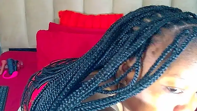 Snapshot of SEXYASSTINAXXX chatting on 06-18-26, 05:17 SEXYASSTINAXXX online show from 06-18-26, 05:17