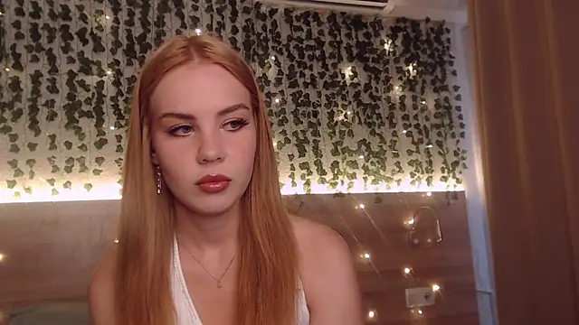 Snapshot of IvyAngel chatting on 07-18-26, 03:09 IvyAngel online show from 07-18-26, 03:09