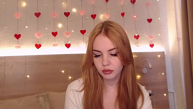 Snapshot of IvyAngel chatting on 04-20-26, 01:56 IvyAngel online show from 04-20-26, 01:56