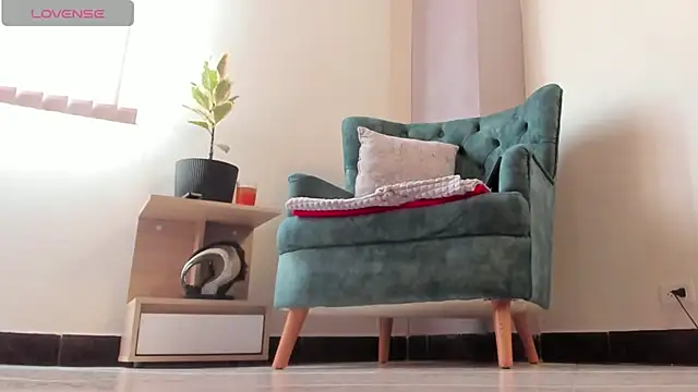 martina soto online show from 03-04-26, 01:19