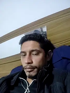 Snapshot of deivit61 chatting on 06-21-26, 04:18 deivit61 online show from 06-21-26, 04:18
