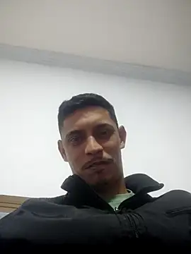 Snapshot of deivit61 chatting on 07-02-26, 04:40 deivit61 online show from 07-02-26, 04:40